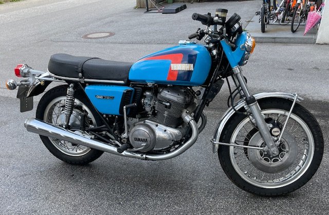 04_Y TX 750.jpg